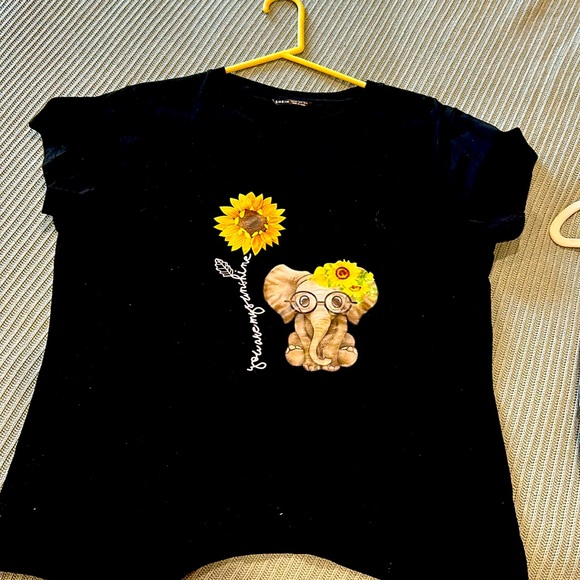 XXL Tee from shein. never worn. - Picture 1 of 4